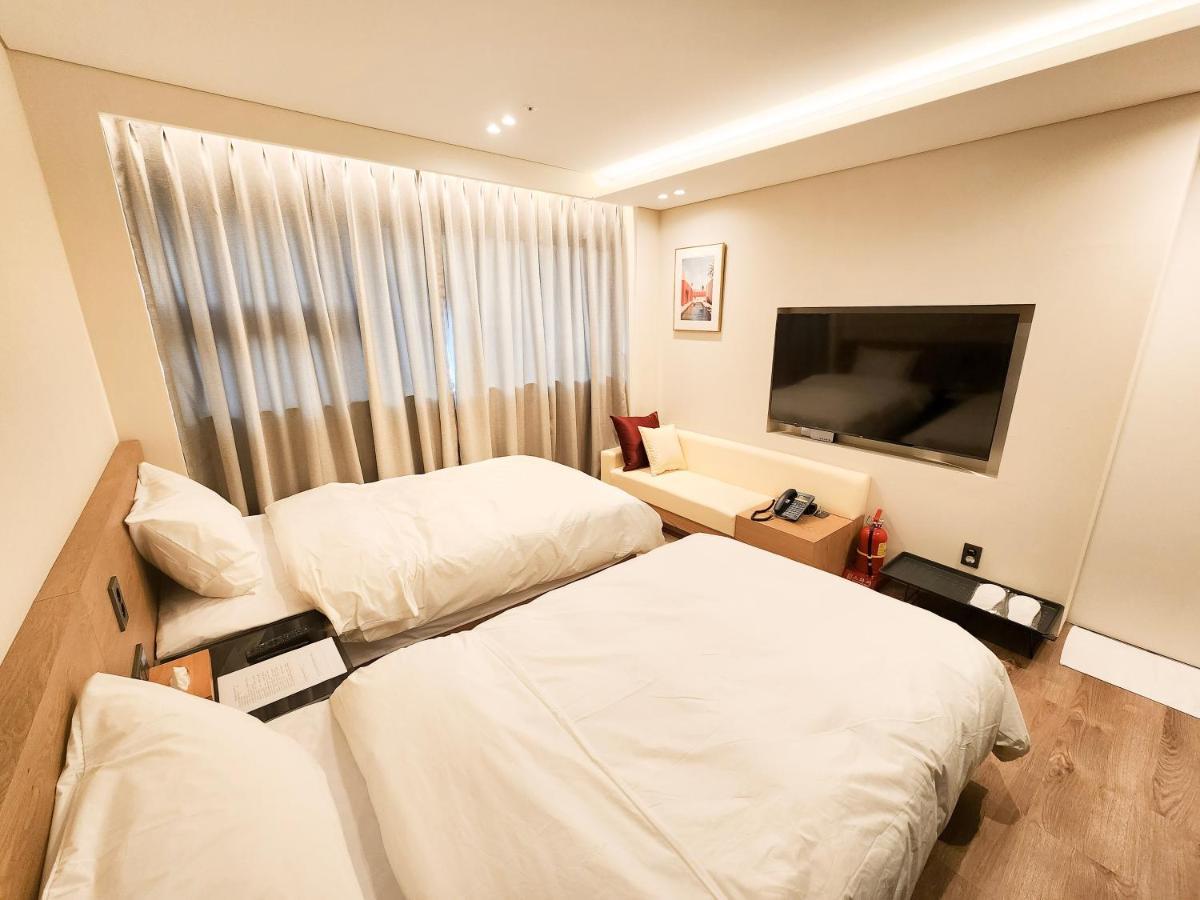 Eden Foret Hotel Chungju Eksteriør bilde